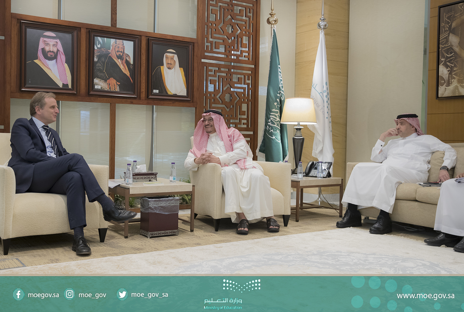 A16I9683543323 (1).jpg