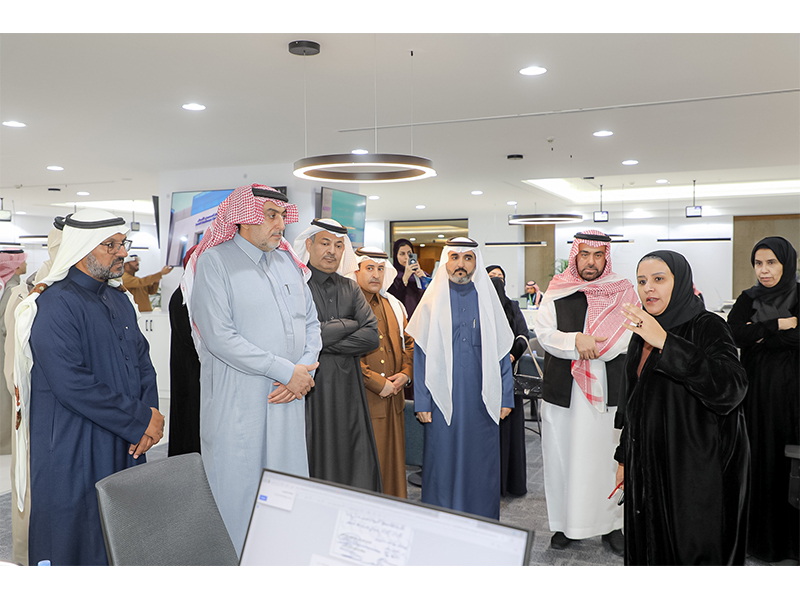 fr'e-mrkz-ala'emal-alt'elym