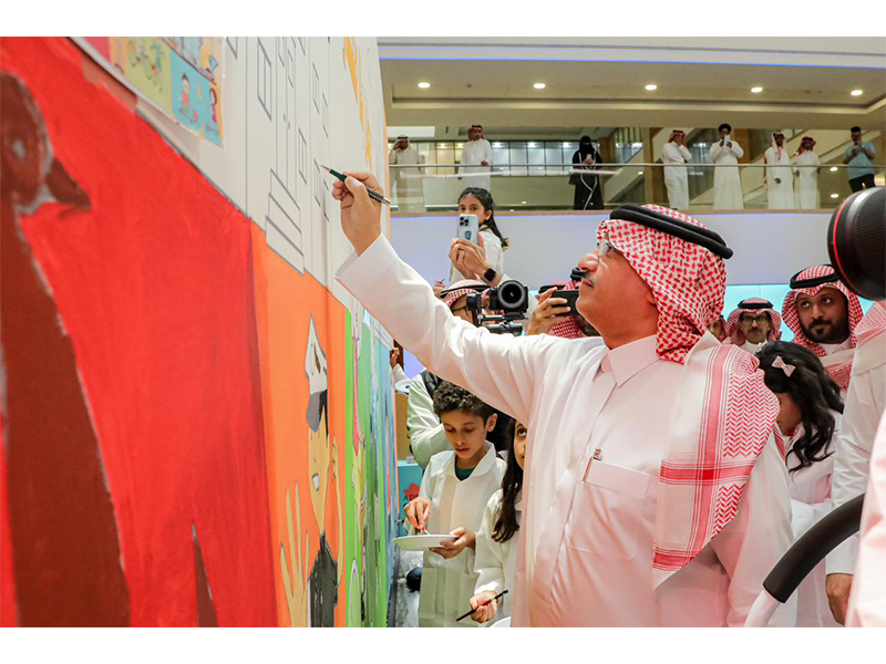 alwzyr-ydshn-hmlh-wtn-bla-mkhdrat