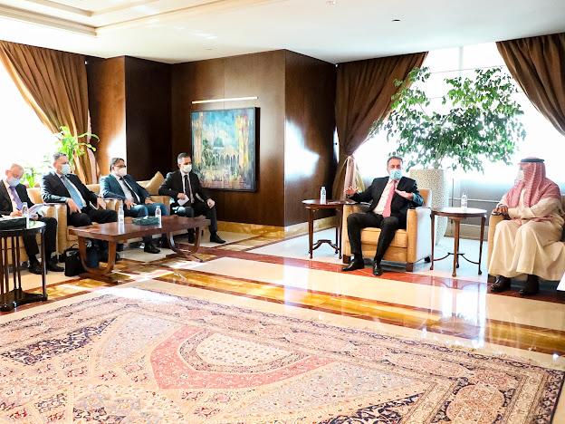 نائب وزير التعليم للجامعات