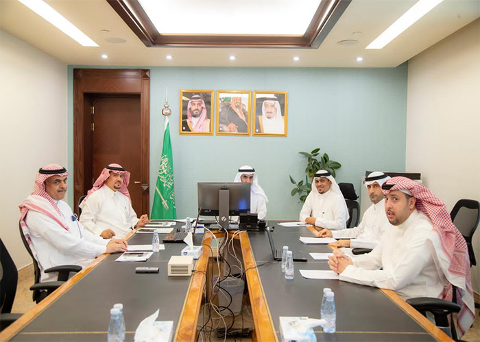 لمناقشة مسودة اللائحة التنظيمية للجامعات