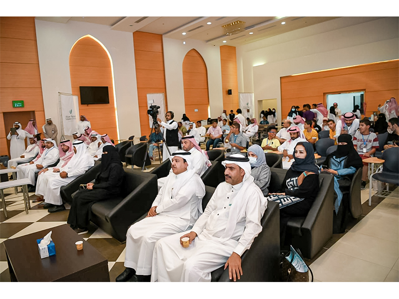 altlbh-almbt'ethyn-dwy-ale'eaqh-mdynh-snad-mkh