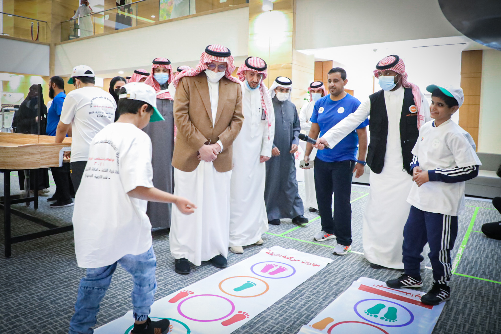 الأشخاص ذوي الإعاقة في المجتمع