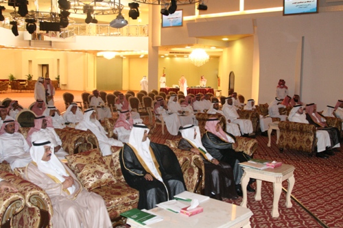 سعادة وكيل الوزارة خلال فعاليات ملتقى المهنة