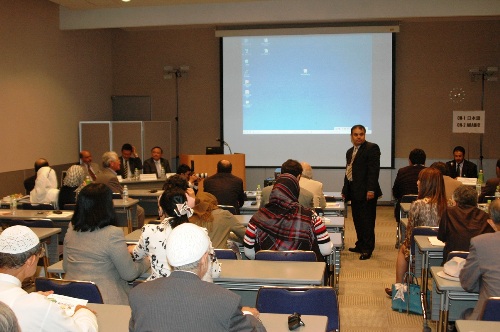 الحضور أثناء العرض